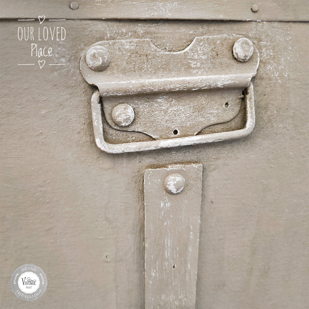 Vintage Paint WARM LATTE