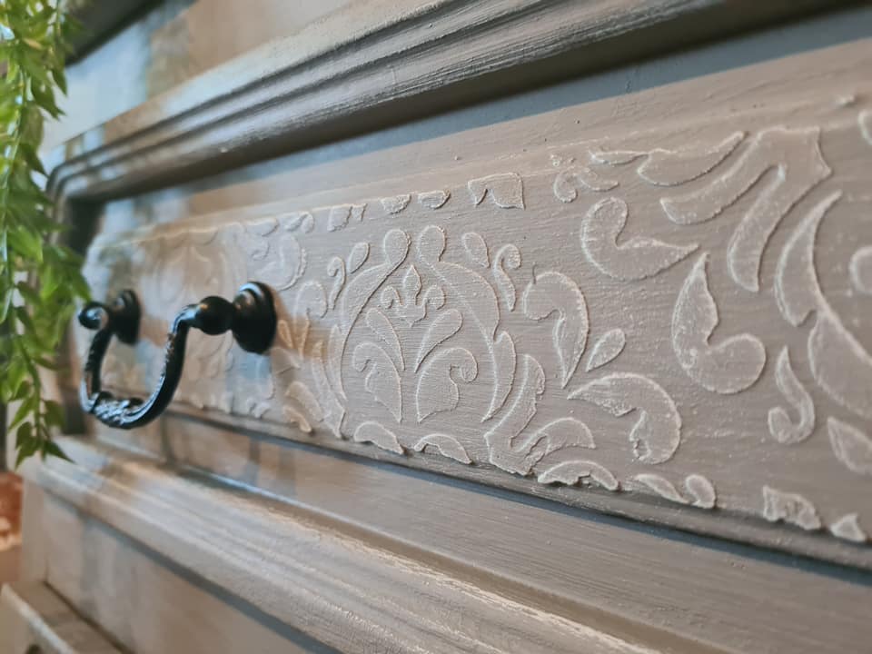 Kaleidoscope (50x50cm) - Redesign with Prima - Stencil Woodubend