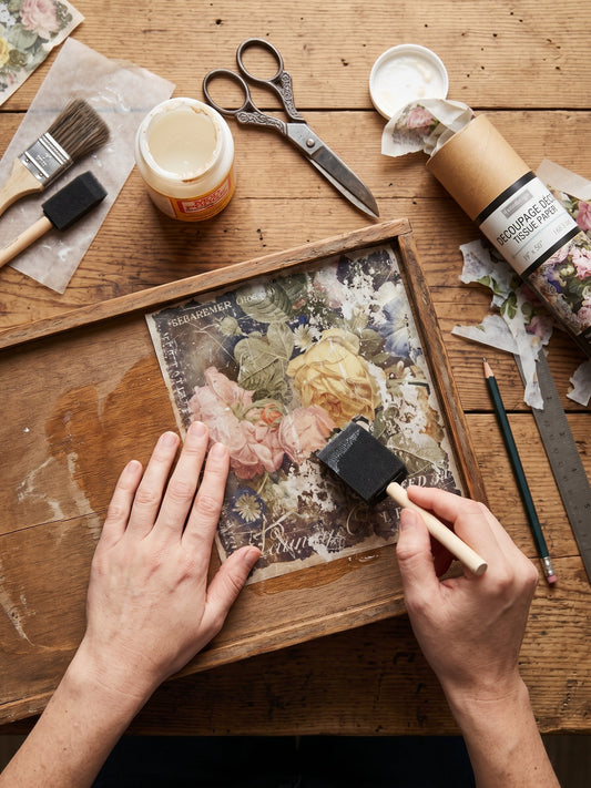De kunst van Découpage: Stap voor stap van oud naar nieuw