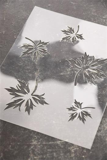 Leaves (25x18.5cm) - Vintage Paint - Stencil