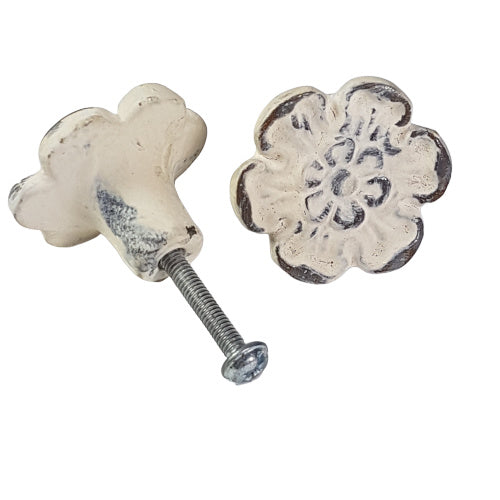 Metalen knop bloem - antiek wit (3,5cm)