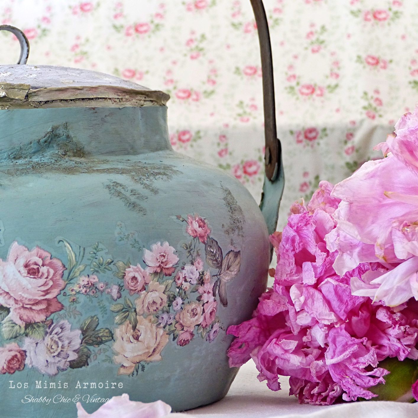Floral Court (60,96 x 88,90cm) - Redesign Décor Transfers® Vintage Paint